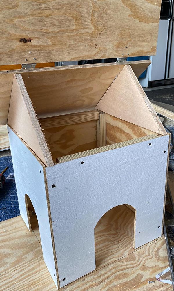 Outdoor Cat House Shelter