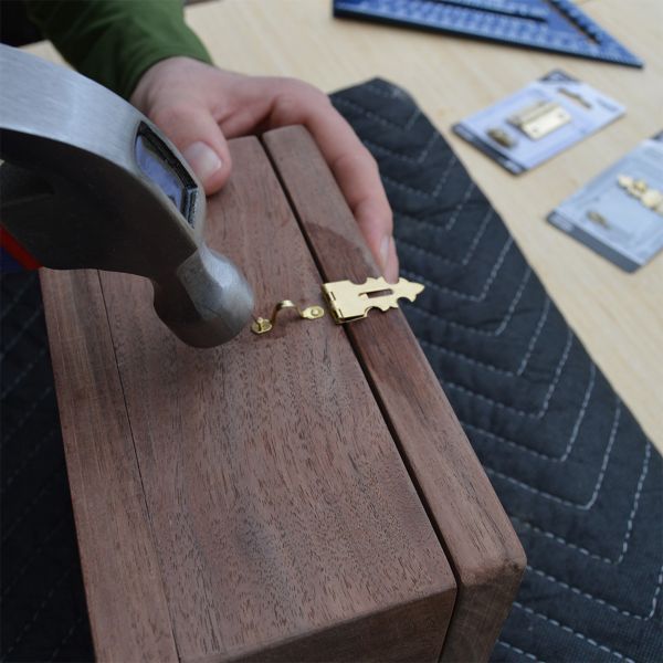 Wooden Keepsake Gift Crate with Rope Handles