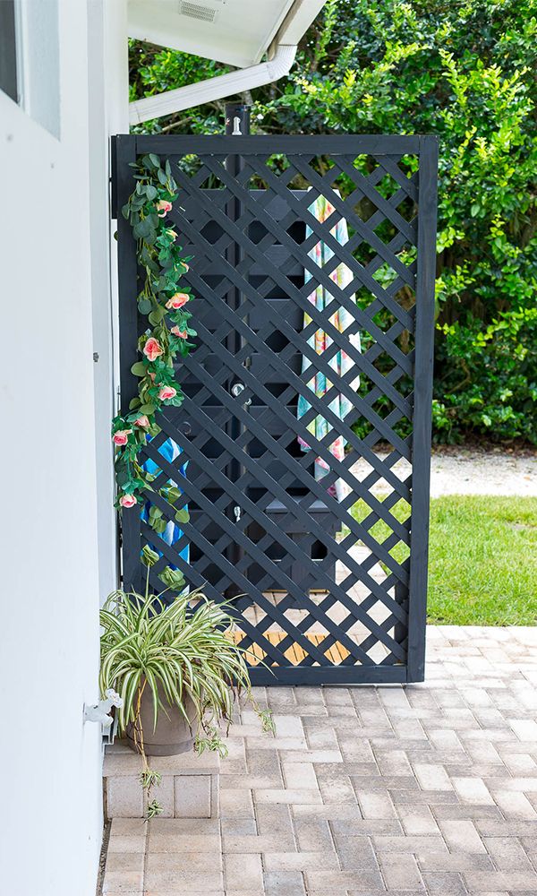 Lattice Screen