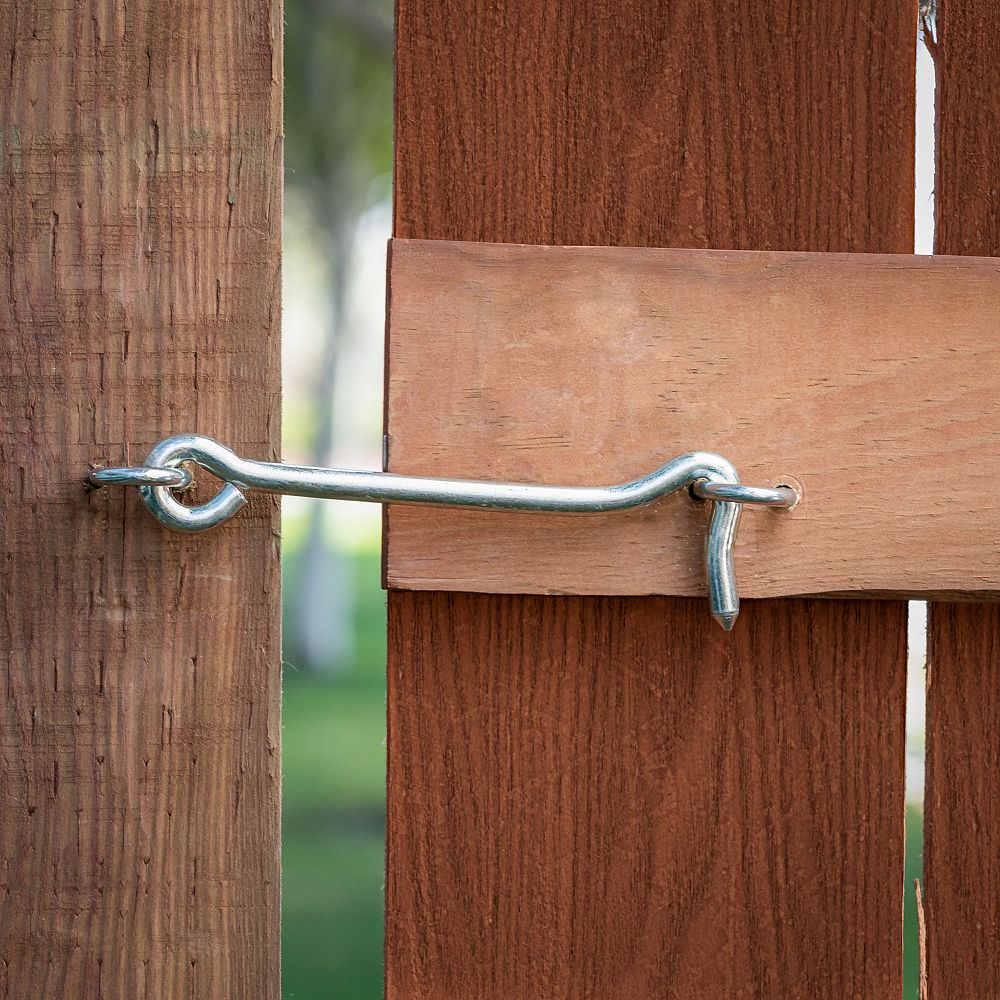 Vignette Image for Gate Hook